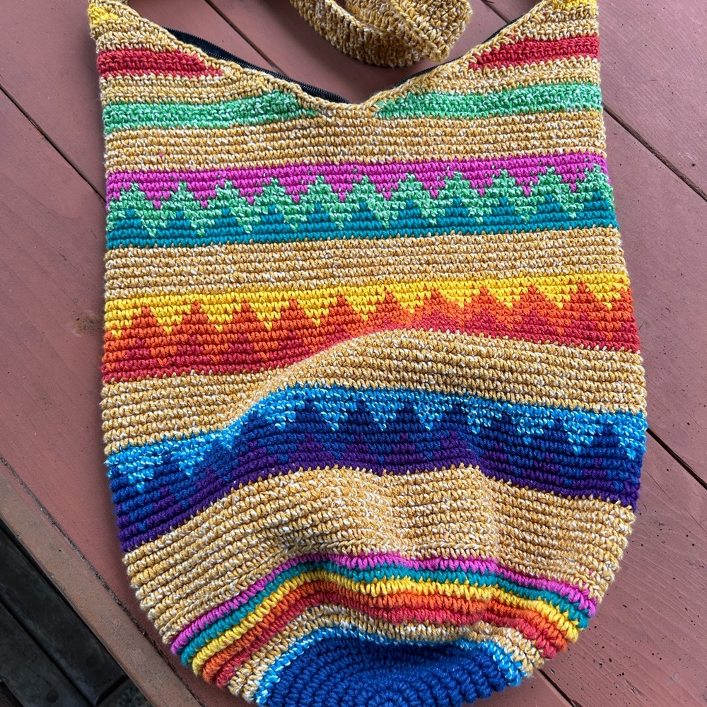 Bamboo trading Co Boho shoulder bag handmade Guatemala  gold/blue. Cotton